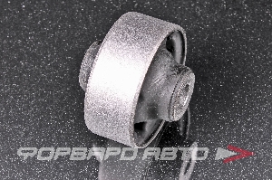 Сайлентблок рычага переднего, передний CTR GV0688