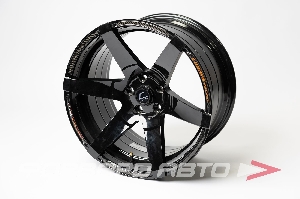 Диск колесный 5*114,3 R18" J9,5 ET15 "Black W/MS+ML" COSMIS S1