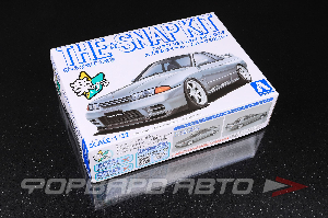 Сборная модель Nissan Skyline GT-R -R32 Custom Wheel (Spark Silver) AOSHIMA 06637