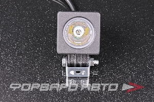 Фара светодиодная 12V/24V 10W 6000K, 1 диод, OFF ROAD, 50*50(70)*60, квадратная SKYWAY S08401026