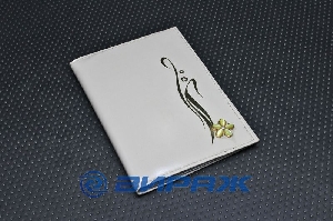 Обложка для авто докум. нат.кожа "Шик"- цветы  