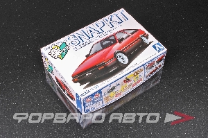 Сборная модель Toyota Sprinter Trueno Custom (High Flash Two Tone) 1/32 AOSHIMA 06912
