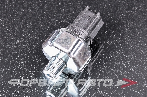 Датчик давления масла DREIK DOP1117