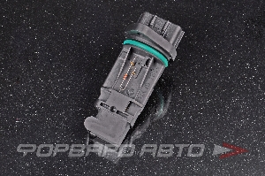 Датчик массового расхода воздуха (ДМРВ) (5 конт) QUATTRO FRENI QF86A00005