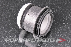 Сайлентблок рычага переднего CTR GV0728