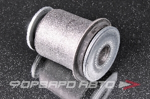 Сайлентблок рычага переднего, передний CTR GV0719