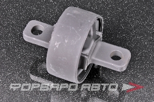 Сайлентблок заднего продольного рычага, правый CTR GV0594R