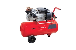 Компрессор масляный коаксиальный 220V 2,2кВт 360л/мин  50л 8атм 58кг Auto Master Kit +10 FUBAG 