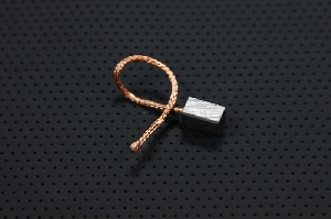 Щетка мотора отопителя 9,7*9,7*16 <> DS-65