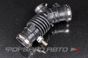 Патрубок воздушного фильтра 68*58*48*14 мм NISSAN BLUEBIRD SYLPHY QG10, QG18DE DAGGER 165786N000