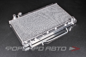 Радиатор алюминиевый TOYOTA RAV4 96-00 AT 3S-FE (695*350*34мм) FORA AR-328