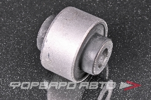 Сайлентблок рычага переднего CTR GV0670