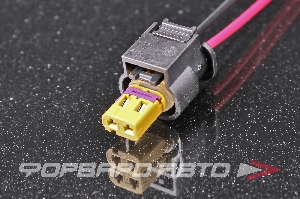 Разъем 2-х контактный  регулятора фаз газораспределения (с проводами) CARGEN AX8352