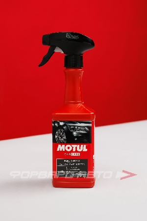 Очиститель кузова от следов насекомых "INSECT REMOVER", 500мл MOTUL 110151