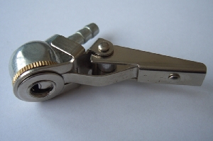 Наконечник насоса под шланг 8 мм (клипса ) хром №4 (648А)  15000027