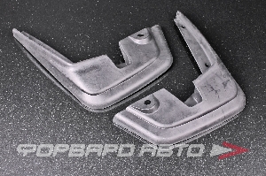 Брызговики (2шт) Breckner BK74150