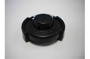 Крышка расширительного бачка ВАЗ 2101,2105 (пластик) LADA 21010-1311065 00