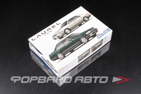 Сборная модель Nissan Laurel GC34 Medalist V/Club S '93 AOSHIMA 06449