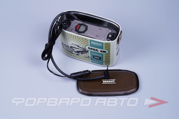 Компрессор 40л/мин, 7AT, шланг 0,6м, 12V, с цифровым манометром BERKUT SPEC-2M