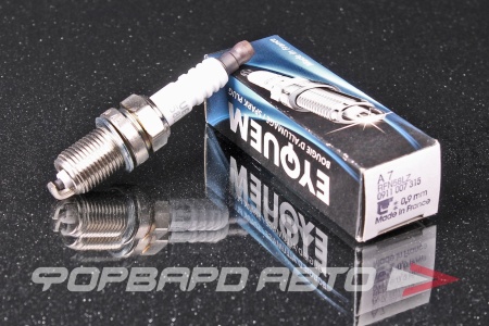 Купить Свеча зажигания EYQUEM 911007315