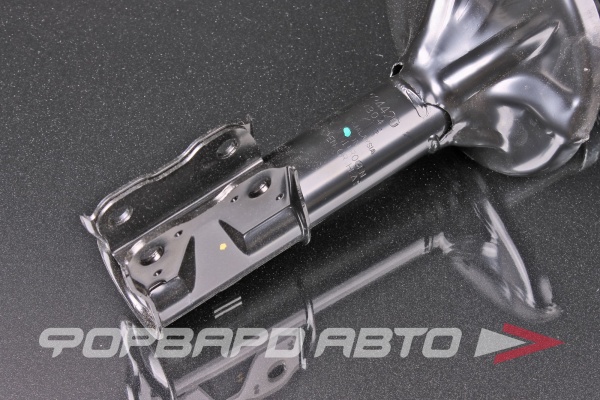 Амортизатор передний  (Excel-G) L/R D22 KYB 334420