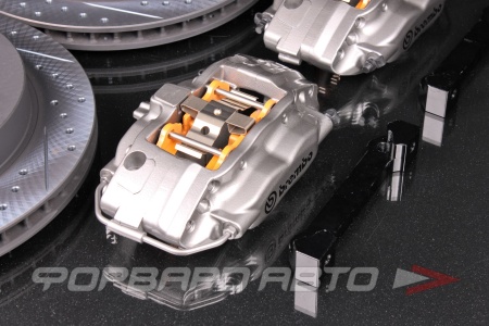 Купить Комплект тормозной системы R18 Toyota LC150 (суппорта + диски + колодки + шланги) BREMBO STYLE 