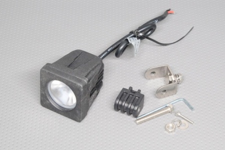 Купить Фара светодиодная 10W, 9-32V, 6500K, 720Lm, размер 101*56*66мм, рассеивающий свет FHE-technology HT-G02 10W flood (CREE)