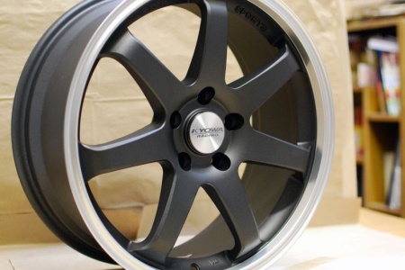 Купить Диск колесный 5*114,3 R18" J8,0 ET37 HUB 73,1 KR620 MBSL (10,8 кг) KYOWA RACING 