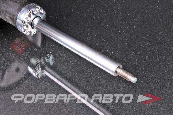 Амортизатор передний  (Excel-G) L/R D22 KYB 334420