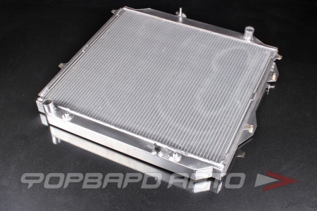 Купить Радиатор алюминиевый Toyota LAND CRUISER Prado VZJ90, 4-Runner 96-02 3.4L 5VZFE 2.7L 3RZFE V6 L4 98 (638*575*40) FORA AR-406AT40