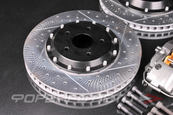 Комплект тормозной системы R18 Toyota Camry VX50 (суппорта + диски + колодки + шланги) BREMBO STYLE 
