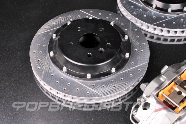 Комплект тормозной системы R18 Toyota Camry VX50 (суппорта + диски + колодки + шланги) BREMBO STYLE 