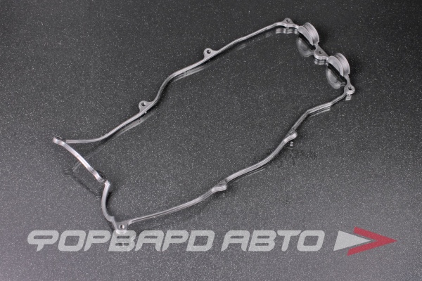 Крышка клапанов NISSAN CG10DE, CGA3DE, CG13DE DAGGER 1326441B10