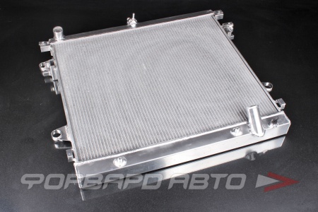 Купить Радиатор алюминиевый Toyota LAND CRUISER 200 2UZ/ Lexus LX460 LX570 2UZ-FE/3UR 07-  (712*590*50мм) с горловинной FORA AR-463AT50