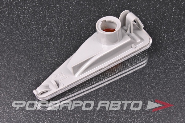 Повторитель поворотника левый CX 8200602763