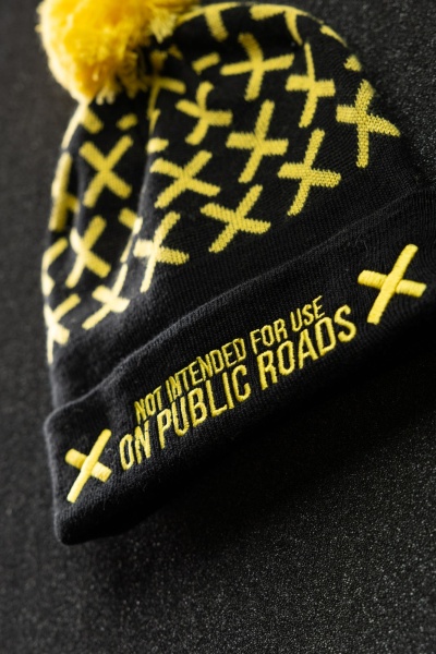 Шапка ON PUBLIC ROADS ФОРВАРД АВТО 