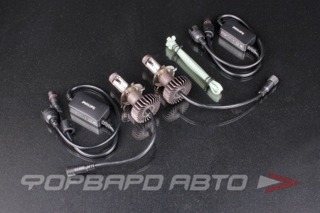 Купить Лампа светодиодная 12V H4 22/22W 5800K к-т PHILIPS 11342XUWX2