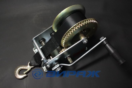 Купить Лебедка ручная 1360кг, 8м (3000lbs) лента ЕРМАК TRT1301S
