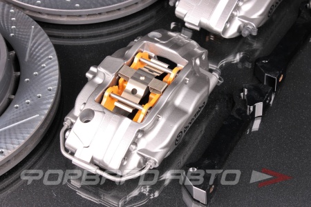 Купить Комплект тормозной системы R18 Toyota LC200 после 2015г., LX570  (суппорта + диски + колодки + шланги) BREMBO STYLE 