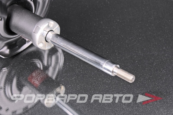 Амортизатор передний, правый KYB 3340227