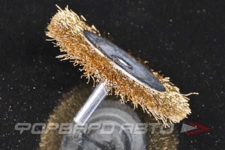 Купить Корщетка дисковая желтая для дрели со шпилькой Ф75 MATRIX 74448