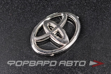 Купить Эмблема Toyota  хром 50х35мм (скотч) SKYWAY STE-002