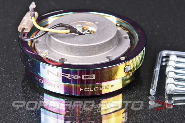 Адаптер для рулевого колеса быстросъемный Neochrome ультра тонкий дизайн NRG SRK-400MC