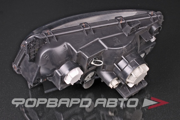 Фара правая MMC Fuso 08- DEPO 214-1192R-LD-M