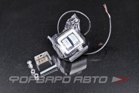 Купить Фара светодиодная 12V/24V 20W 6000К, 6 диодов ближний, 75*75(80)*55 мм квадратная SKYWAY S07201077