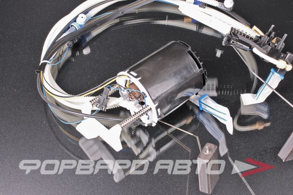 Топливный модуль в сборе с бензонасосом QUATTRO FRENI QF06A00136