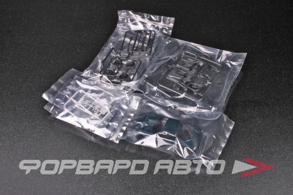 Сборная модель Mazda RX-7 ε֮fini FD3S (Montego Blue Mica) AOSHIMA 06555
