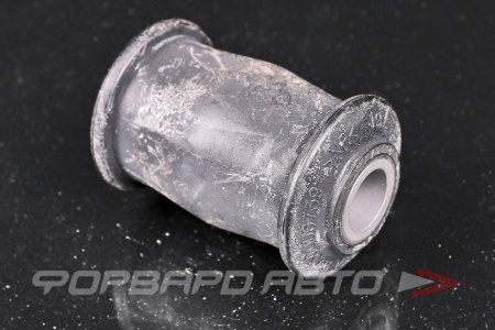 Купить Сайлентблок переднего нижнего рычага, передний CTR GV0580