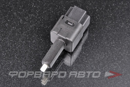 Купить Датчик включения стоп-сигнала ERA 330719