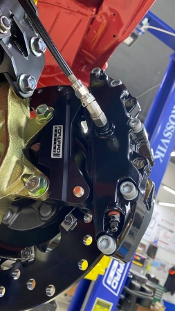 Купить Адаптеры суппорта тормозного Wilwood, Nissan Silvia передние (под поворотный кулак PoweredByMax) FORWARD RACING FBSW003
